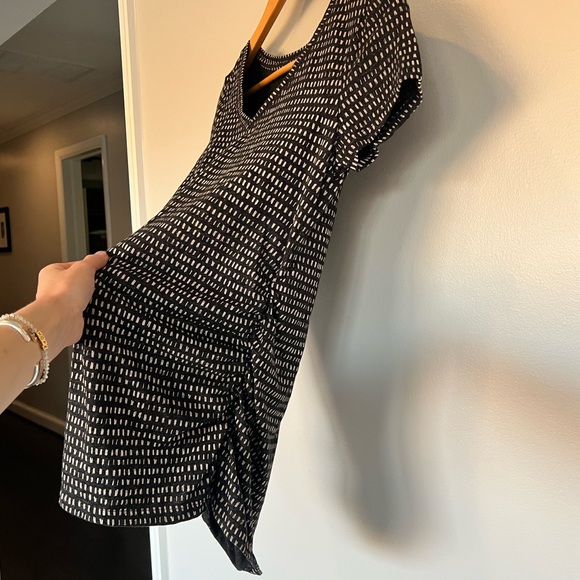 Maternity tshirt with woven appearance sz S - Picture 5 of 14